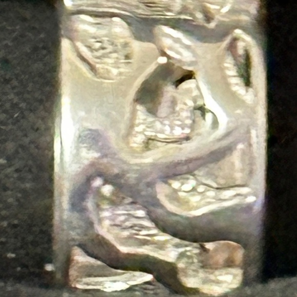 925 Sterling Silver Baltic Amber ring rectangular stone w/textured border & band - Picture 12 of 15